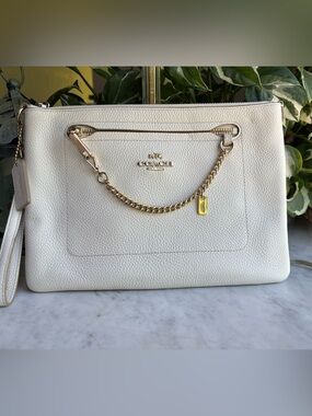 Coach Prairie Chalk Pebbled Leather Chain Clutch/Wristlet
